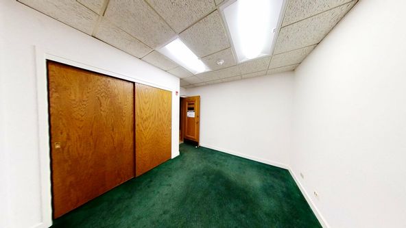 Oak Brook Office Suites: 1550 Spring Road, Oak Brook, IL 60523